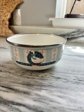 Vintage Goose with blue ribbon mixing bowl